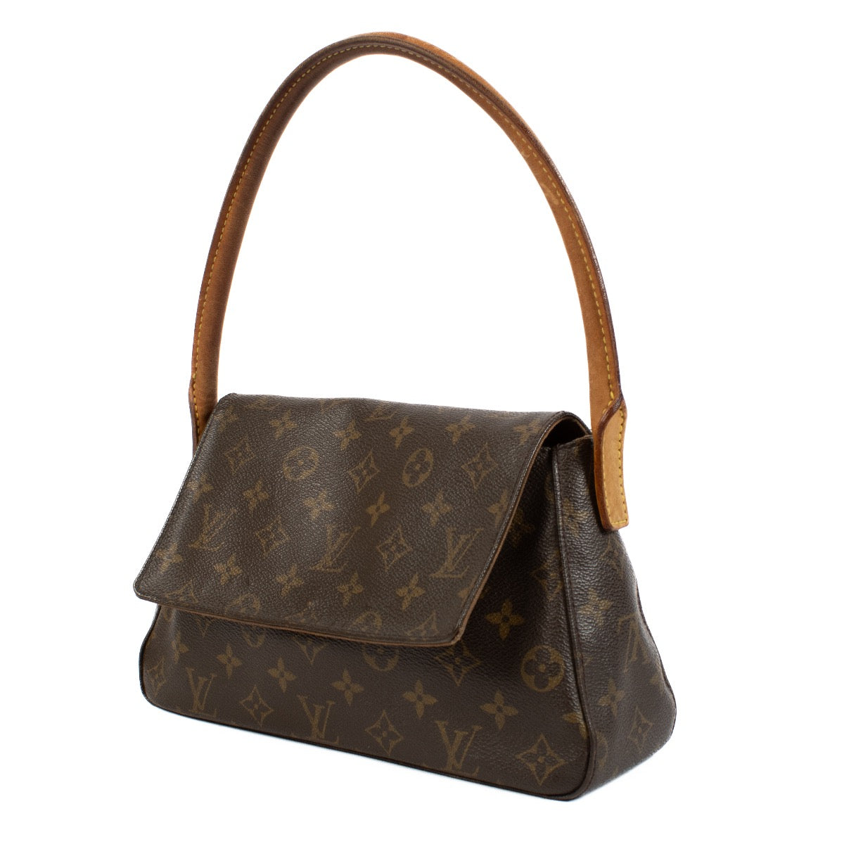 Shop safe online at Labellov in Antwerp, Brussels and Knokke this 100% authentic second hand Louis Vuitton Monogram Canvas Looping PM. Veilig online tweedehands authentieke Louis Vuitton Monogram Canvas Looping PM kopen bij Labellov.