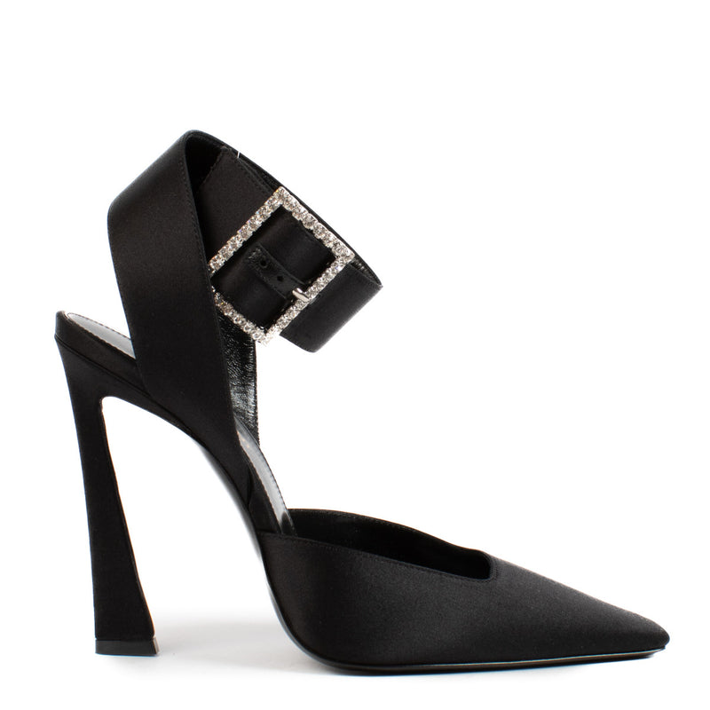 Saint Laurent Claude Black Satin Pumps - size 37 aan de beste prijs bij Labellov tweedehands luxe in Antwerpen en Knokke.