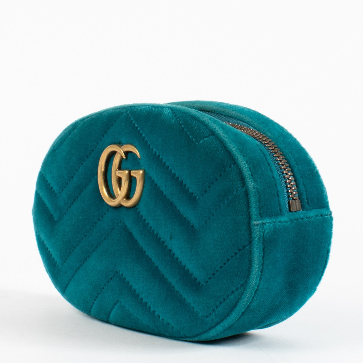 shop 100% authentic second hand Gucci Blue Velvet Marmont Belt Bag on Labellov.com