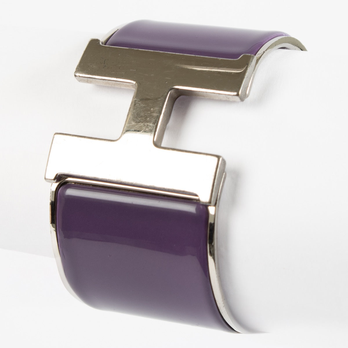shop 100% authentic second hand Hermès Purple Large Clic Clac Bracelet - Size PM on Labellov.com