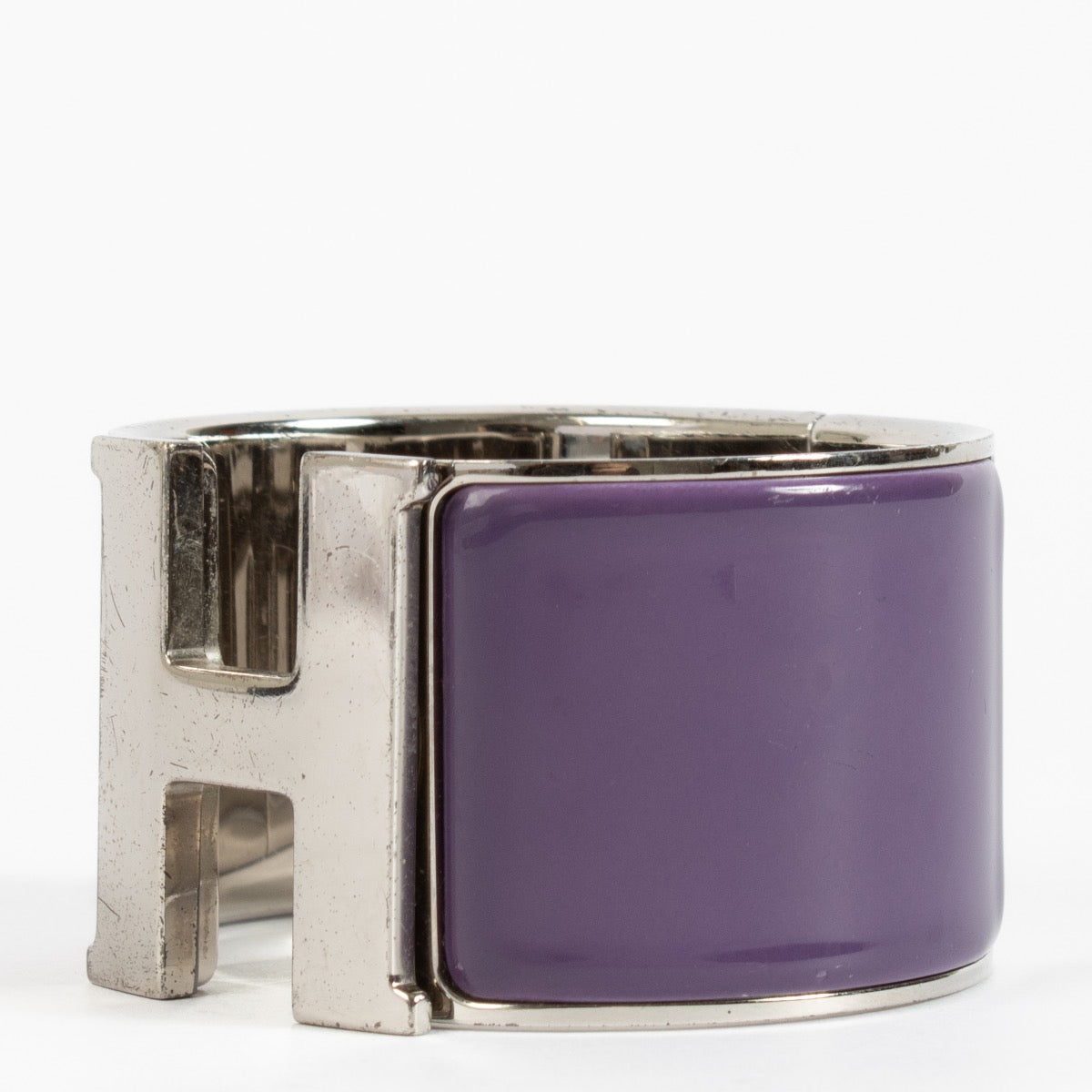 shop 100% authentic second hand Hermès Purple Large Clic Clac Bracelet - Size PM on Labellov.com