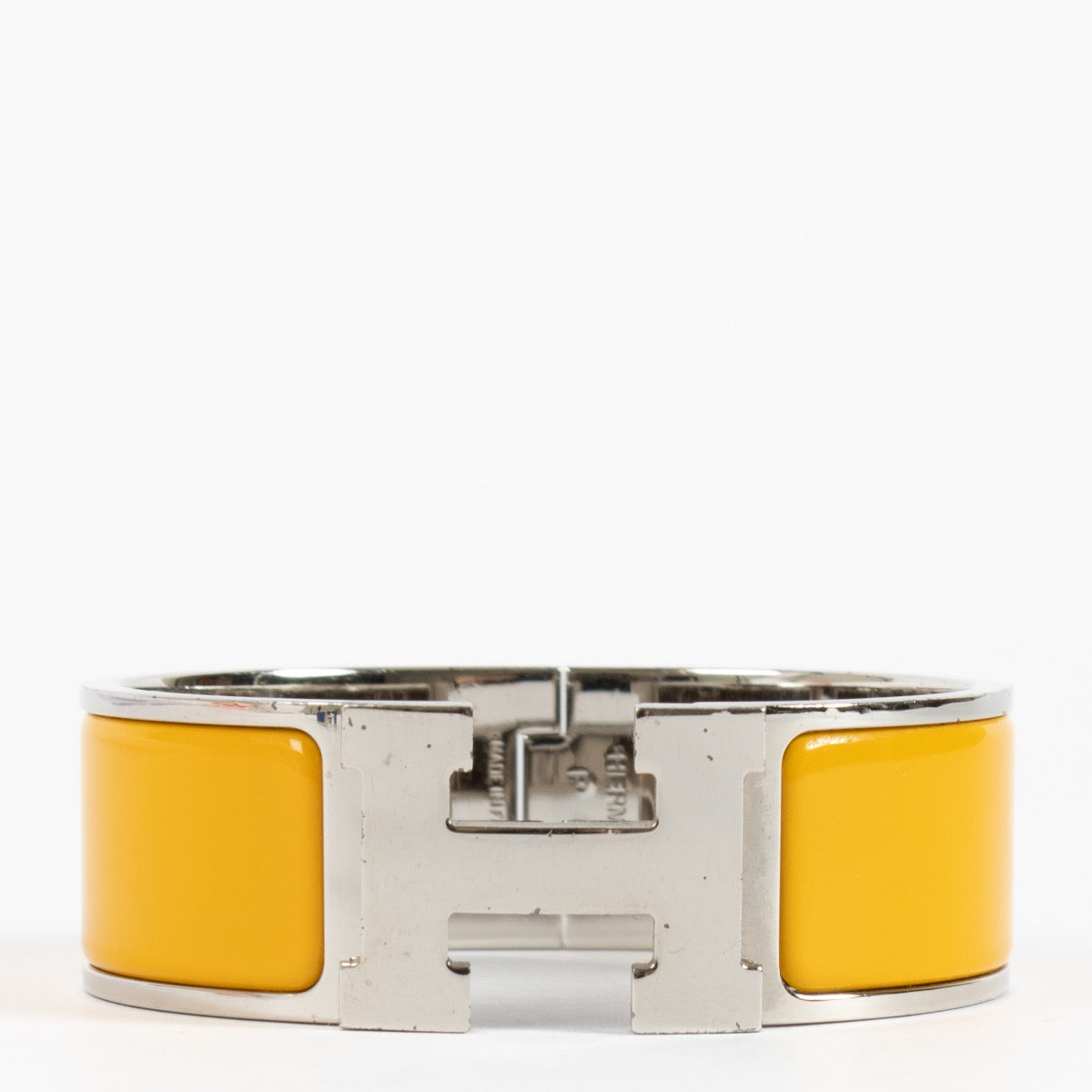shop 100% authentic second hand Hermès Yellow Clic Clac Bracelet - Size XS on Labellov.com