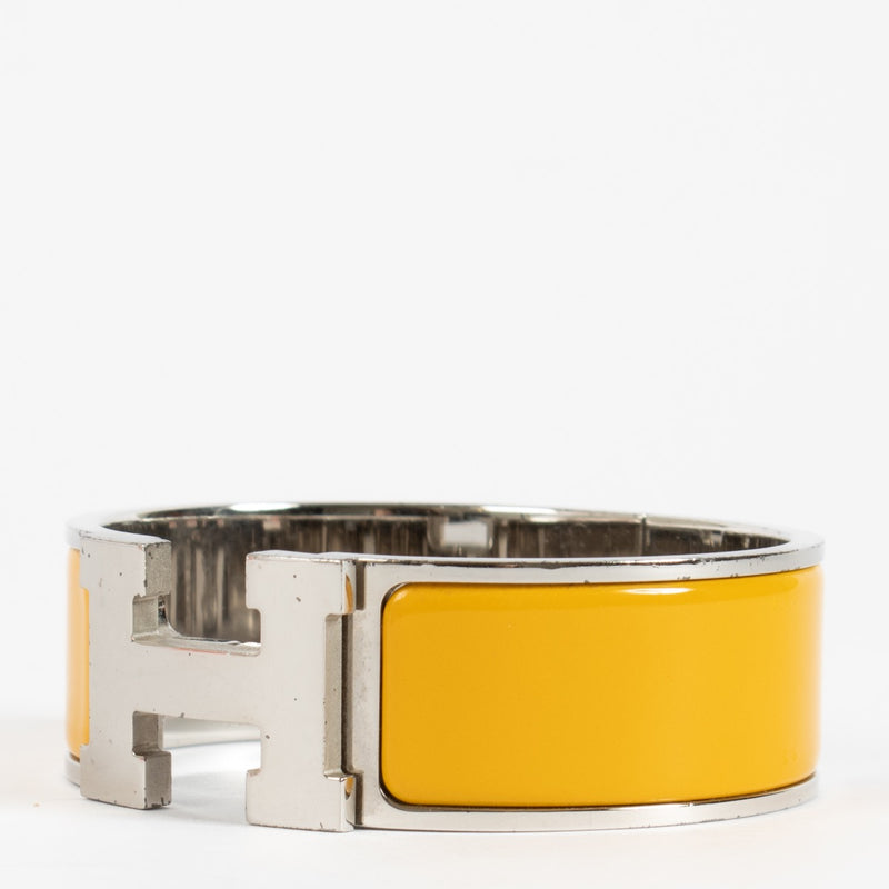 shop 100% authentic second hand Hermès Yellow Clic Clac Bracelet - Size XS on Labellov.com