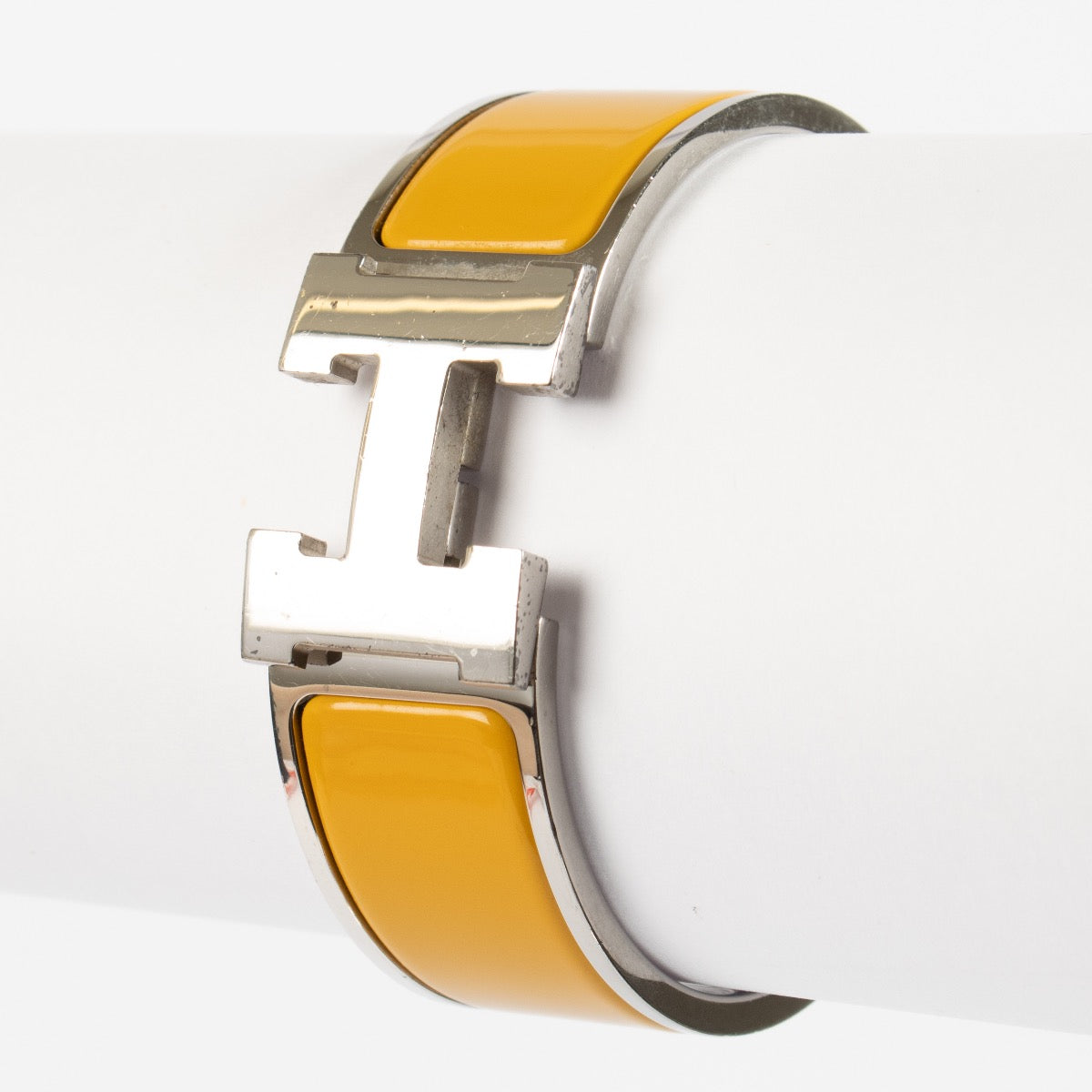 shop 100% authentic second hand Hermès Yellow Clic Clac Bracelet - Size XS on Labellov.com