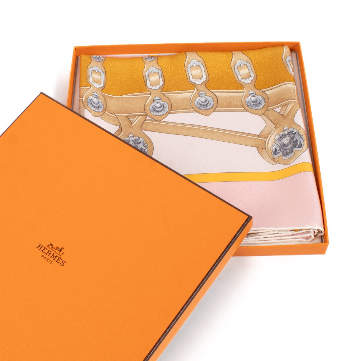 shop 100% authentic second hand Hermès Harnais De Cour Carré 90 Silk Scarf on Labellov.com