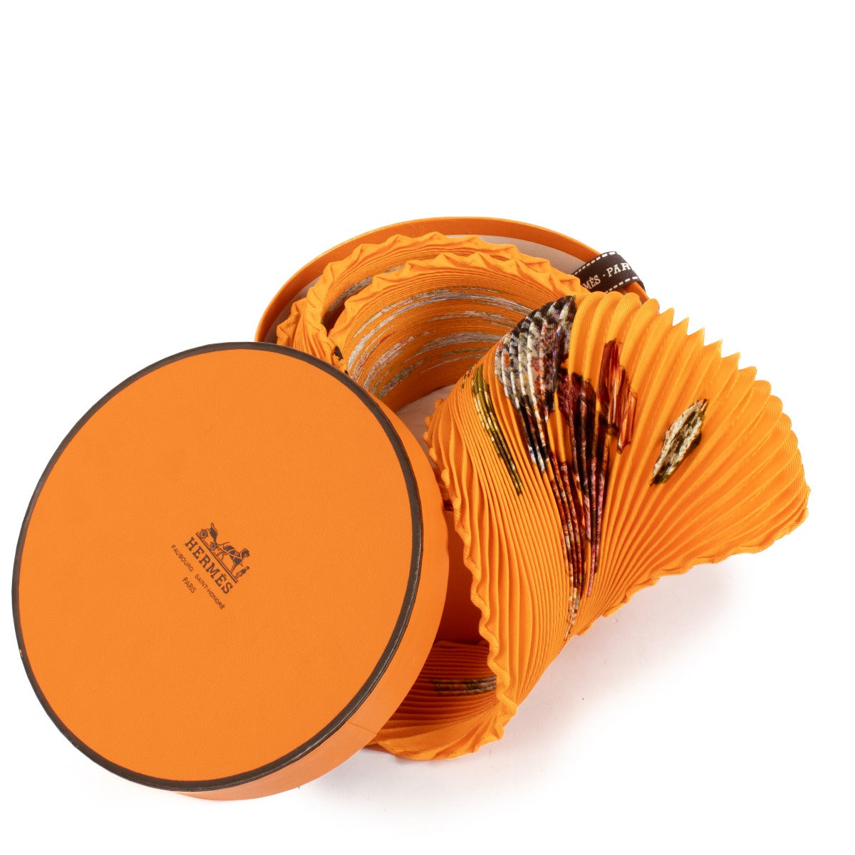 buy 100% authentic pre loved Hermès Orange Les Mineraux Plissé Scarf on Labellov.com