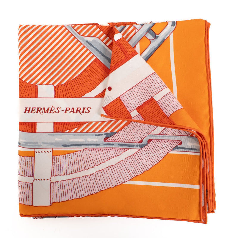shop 100% authentic second hand Hermès Mors Et Jouets Carré 90 Silk Scarf on Labellov.com
