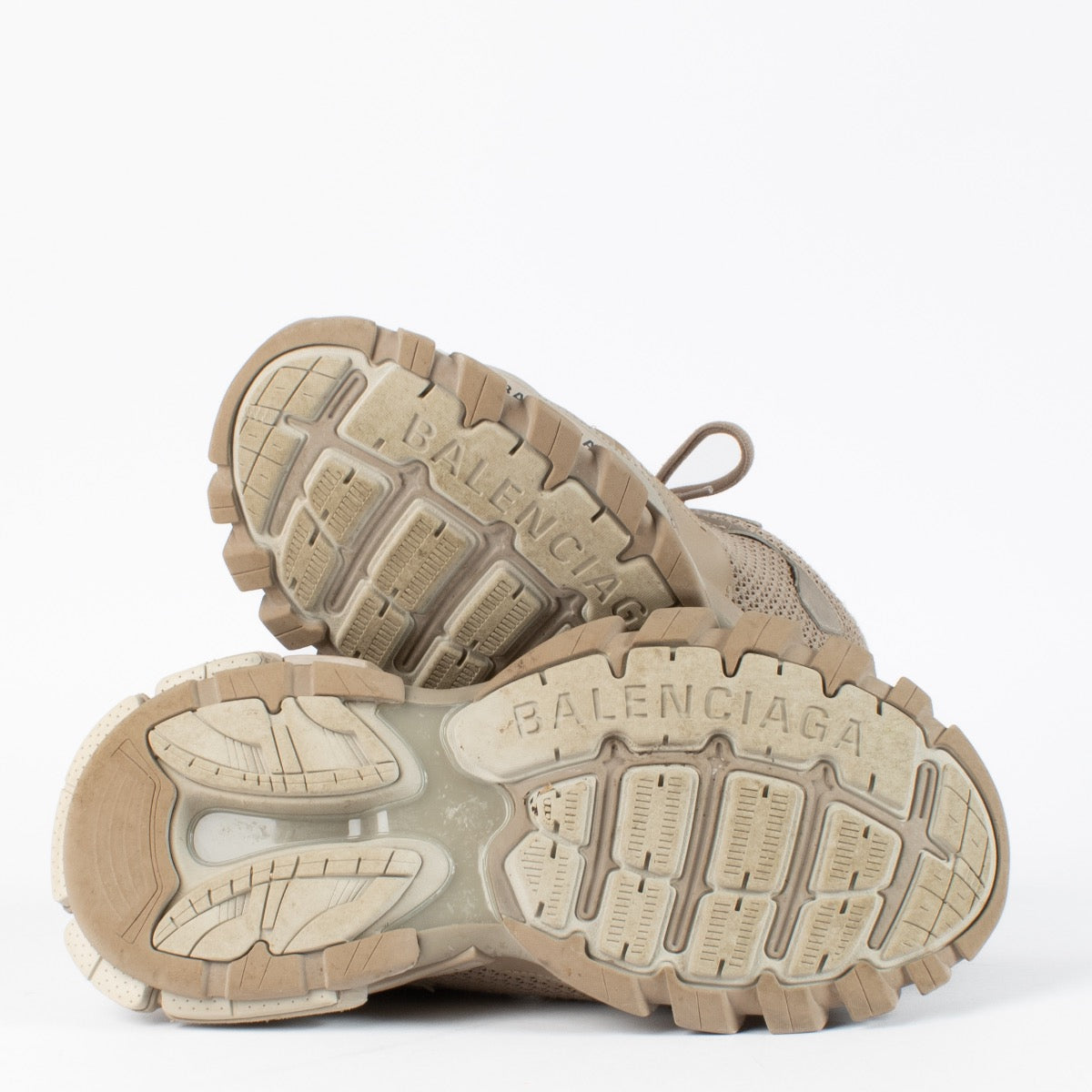 shop 100% authentic second hand Balenciaga Beige Track 3 Sneakers - Size 41 on Labellov.com