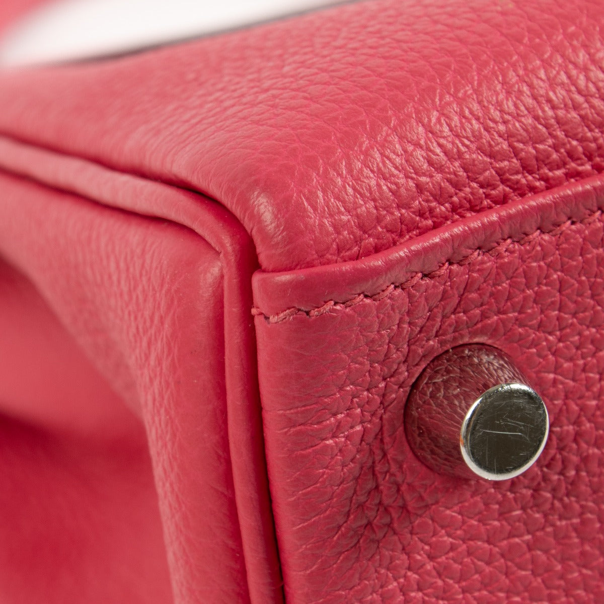 Shop 100% authentic secondhand Hermès Kelly 25 Rose Mexico Togo PHW on Labellov.com