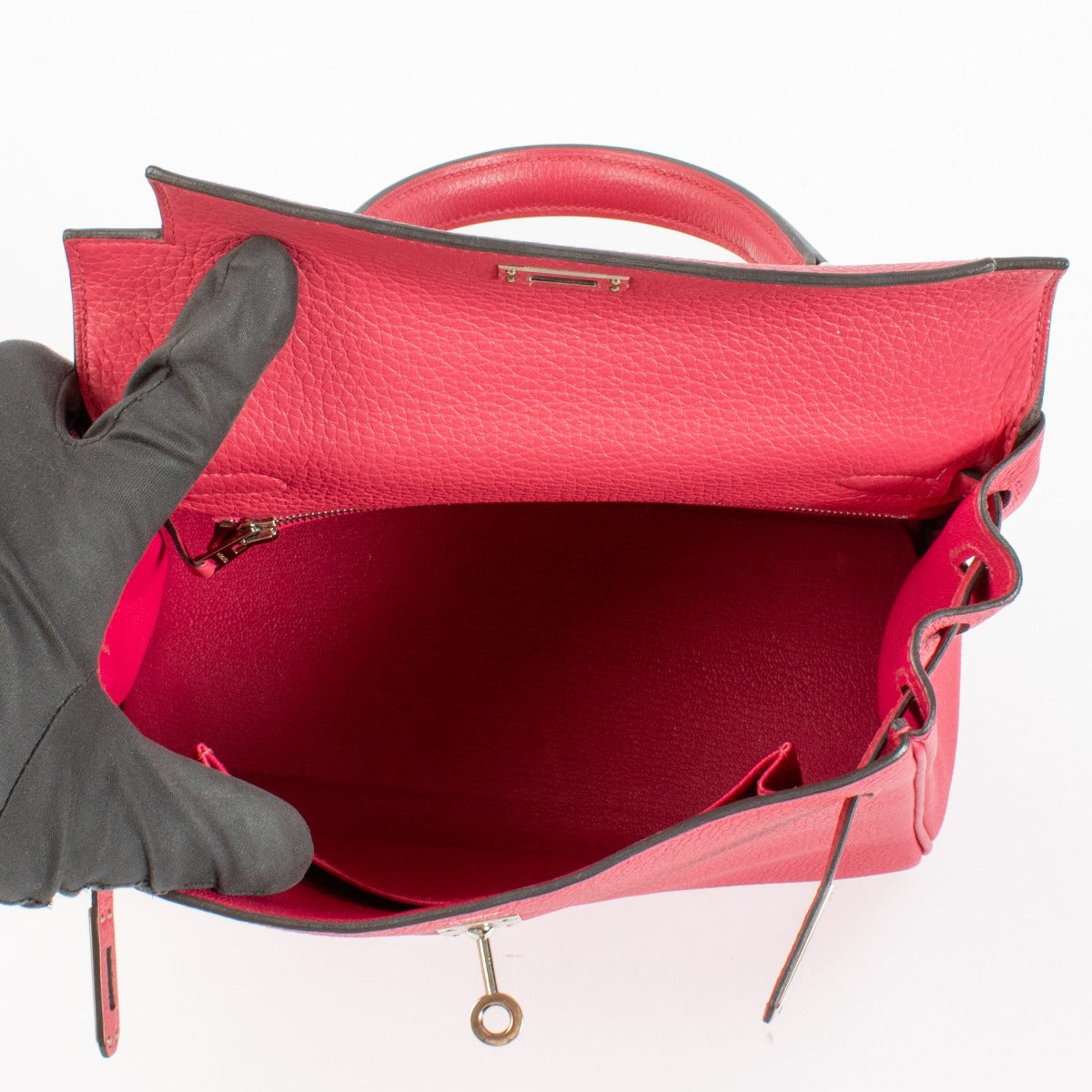 Shop 100% authentic secondhand Hermès Kelly 25 Rose Mexico Togo PHW on Labellov.com