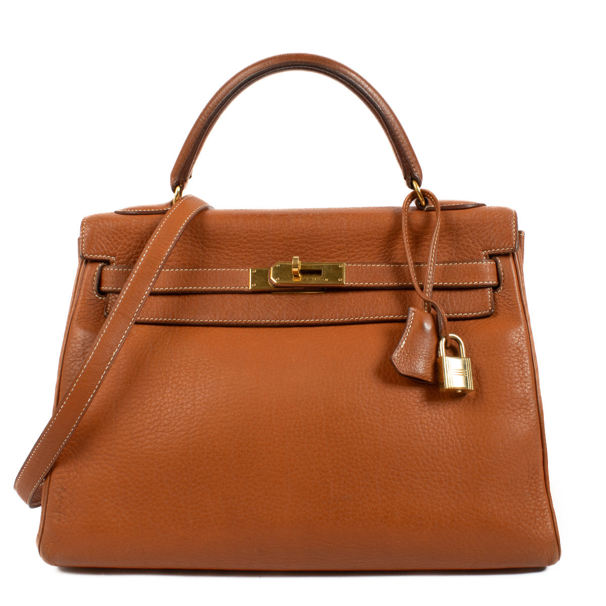 Are you looking for an authentic designer Hermès Vintage Kelly 32 Gold Fjord GHW? We buy and sell your preloved and brand new designer bags for the best price at Labellov. Koop en verkoop steeds aan de beste prijs.