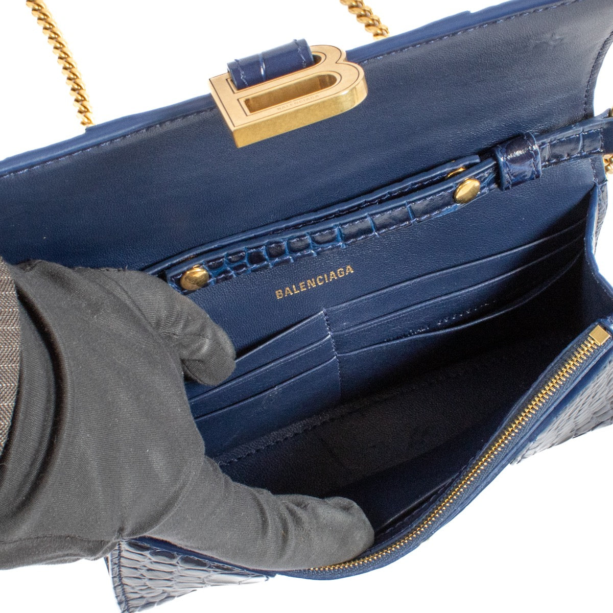 Shop safe online at Labellov in Antwerp, Brussels and Knokke this 100% authentic second hand Balenciaga Blue Croc Embossed Hourglass Chain Wallet.