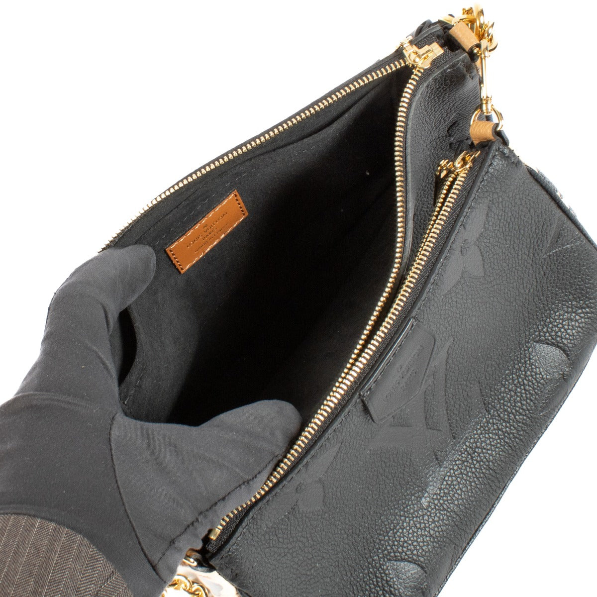 buy 100% authentic secondhand Louis Vuitton Black Wild At Heart Multi Pochette Accessoires on Labellov.com