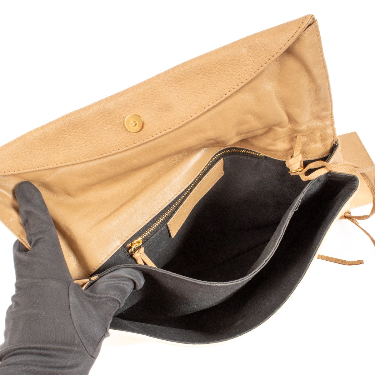 shop 100% authentic second hand Balenciaga Envelope Beige Clutch on Labellov.com