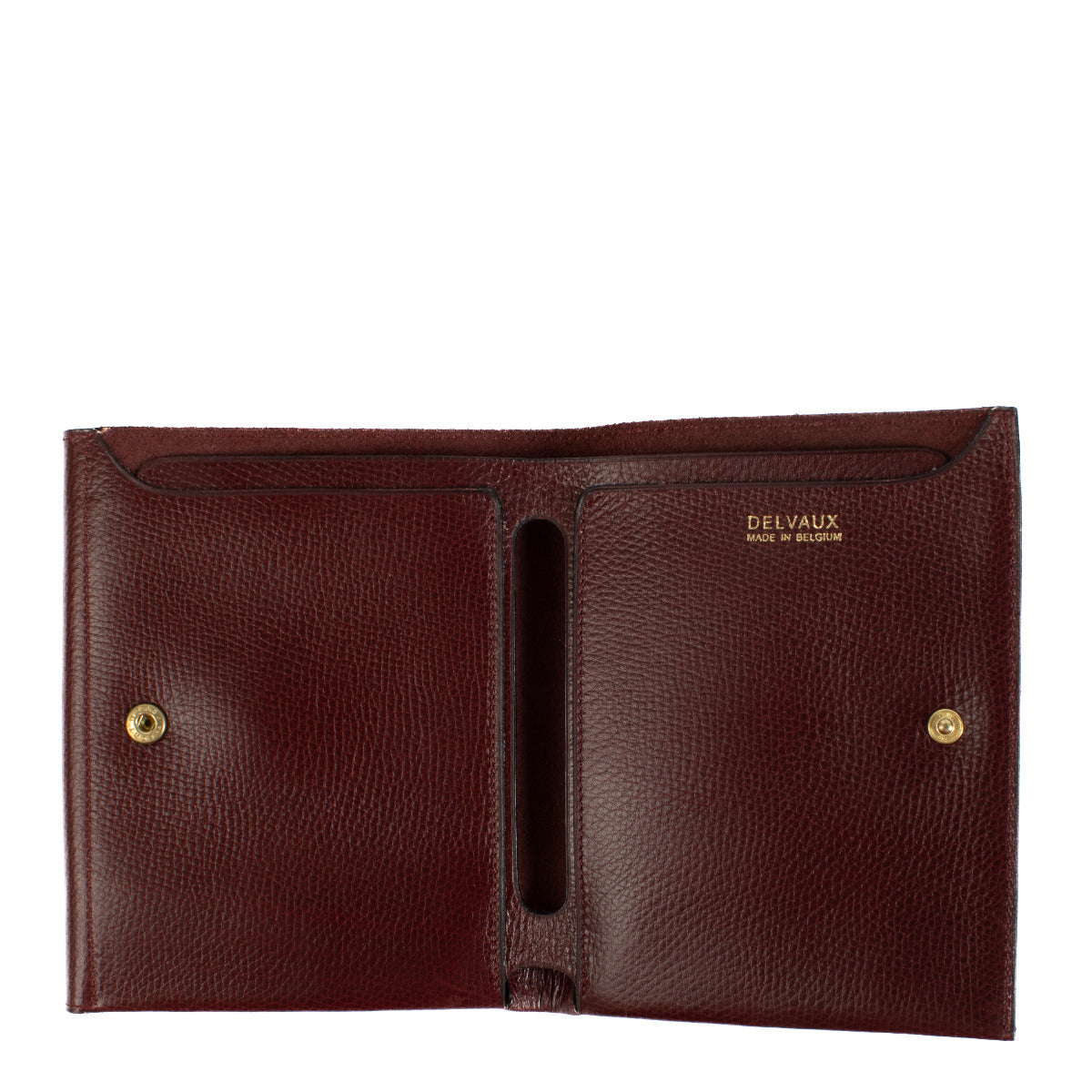 Delvaux Burgundy Denise Wallet aan de beste prijs bij Labellov tweedehands luxe in Antwerpen en Knokke. Wij kopen en verkopen steeds aan de beste prijs.