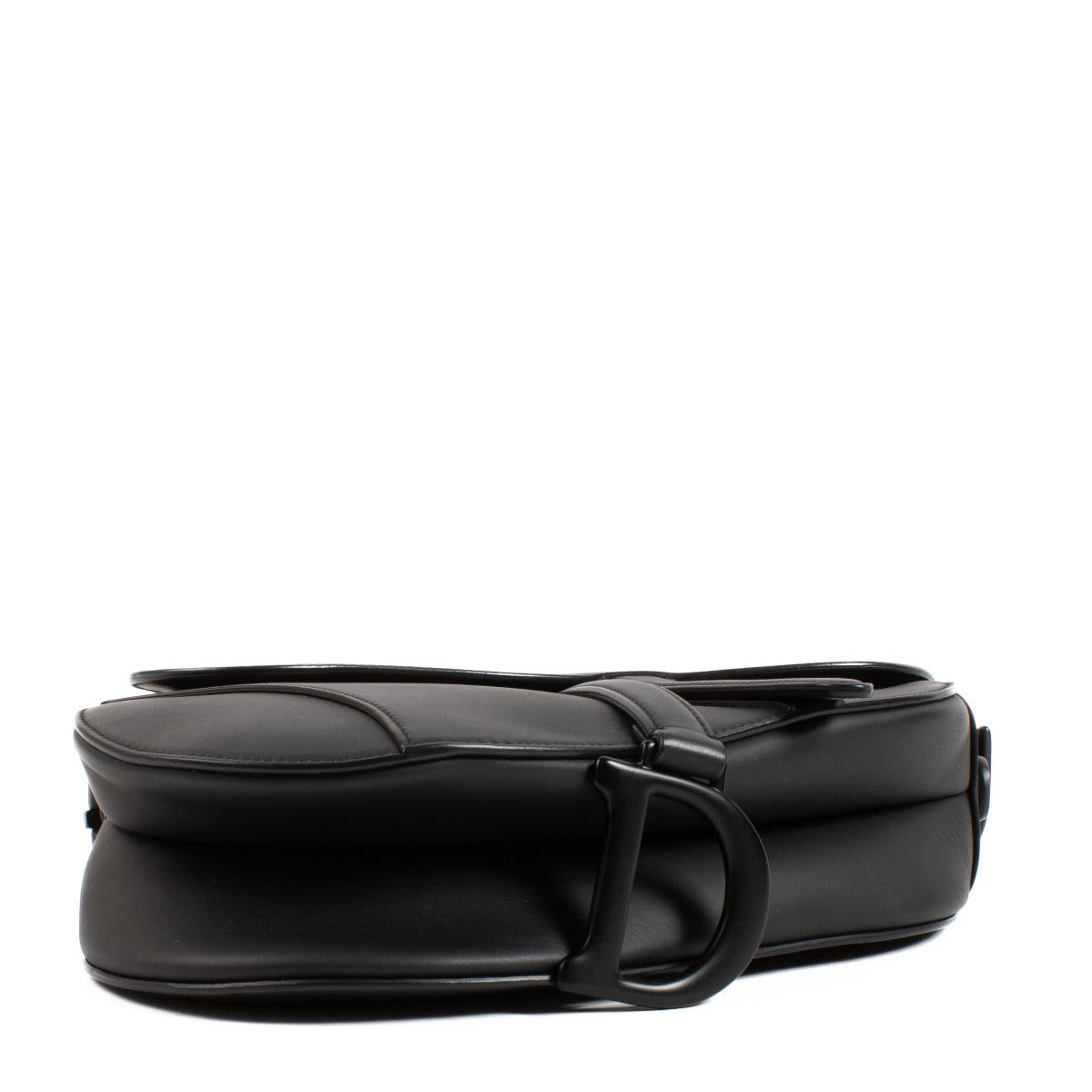shop 100% authentic second hand Christian Dior Black Ultramatte Saddle Bag on Labellov.com