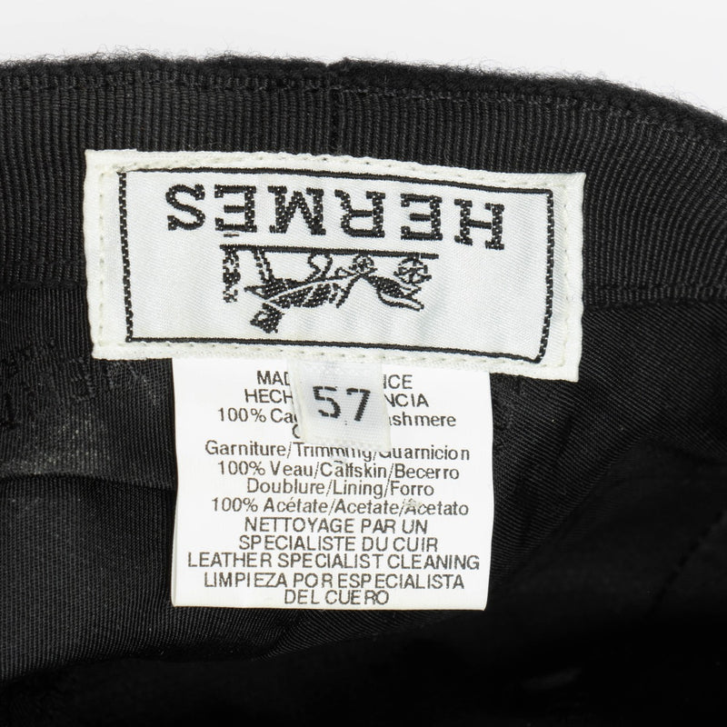 Authentic pre-loved Hermès Black Cashmere Hat - size 57 on Labellov.com