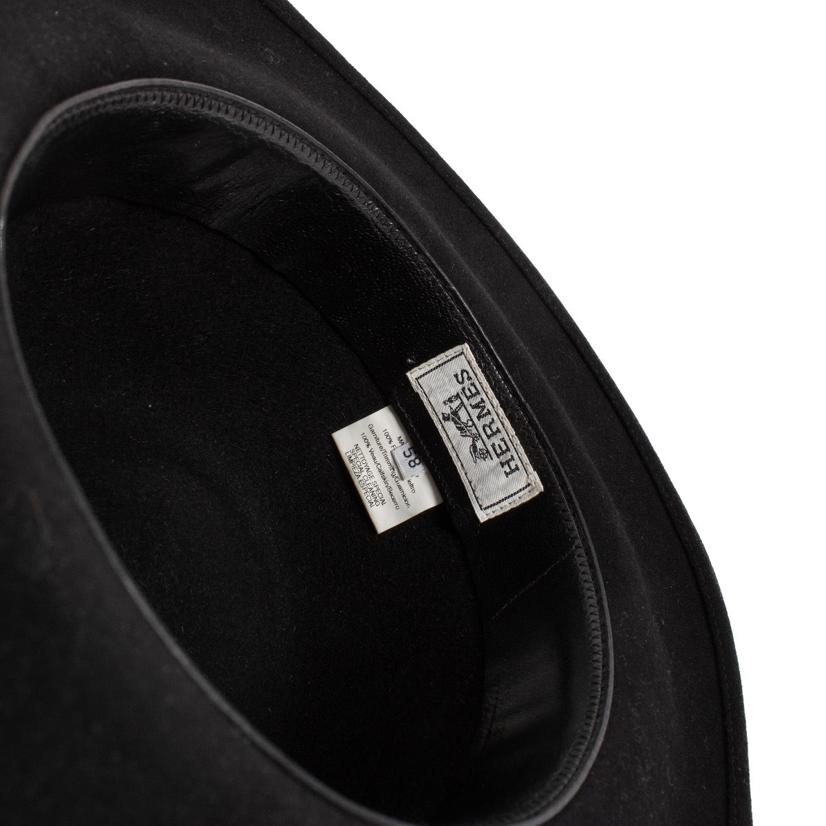 buy 100% authentic pre loved Hermès Black Hat - size 58 on Labellov.com
