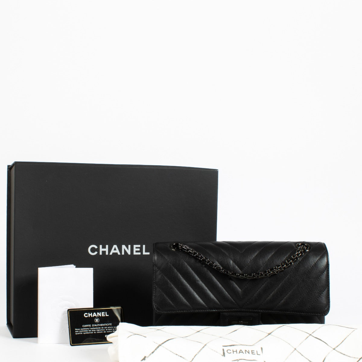 Sac Chanel Reissue 2.55 moyen Chevron So Black