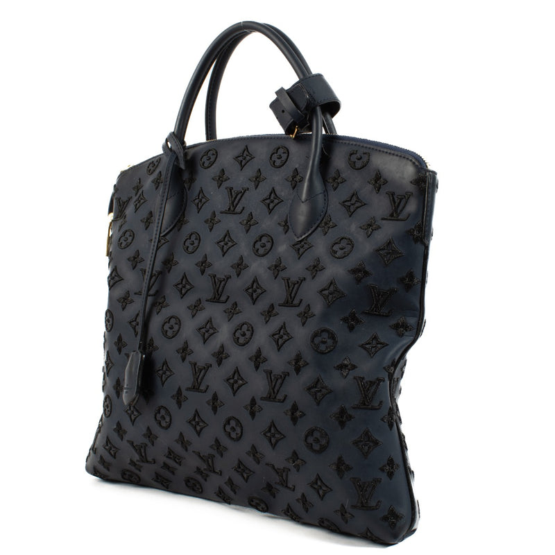 Buy authentic second hand Louis Vuitton Bicolor Blue Rubber Addiction LockIt MM Bag at Labellov.com