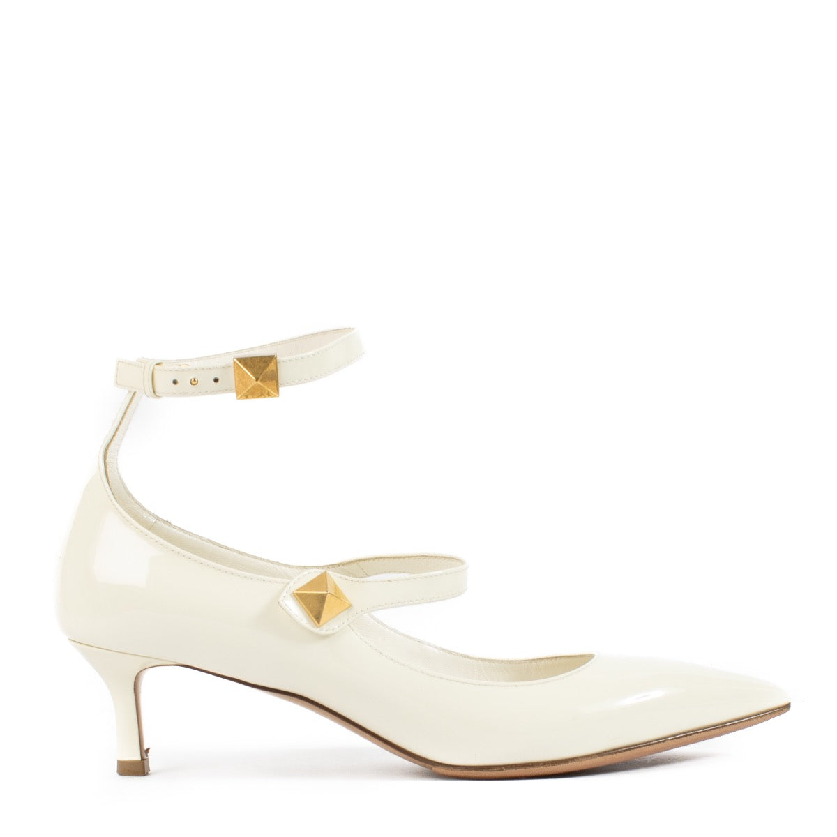 Buy authentic second hand Valentino Garavani White Patent Leather Pumps - Size 37,5 at Labellov.com