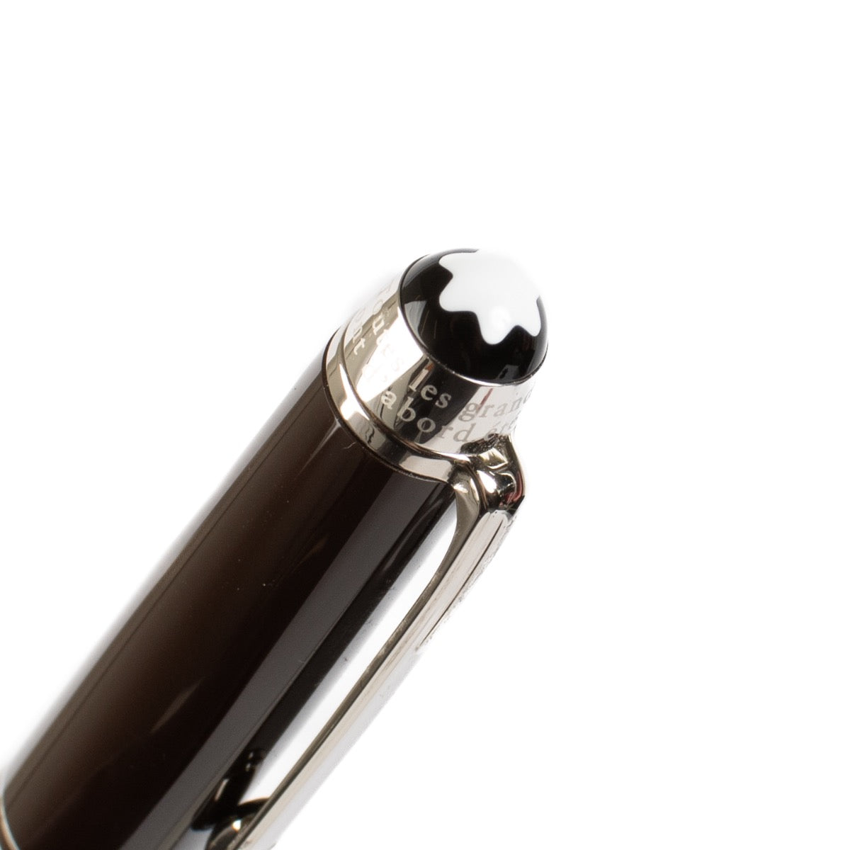Shop safe online at Labellov in Antwerp, Brussels and Knokke this 100% authentic second hand Montblanc Black Le Petit Prince Pen. Veilig online tweedehands authentieke Montblanc Black Le Petit Prince Pen kopen bij Labellov.