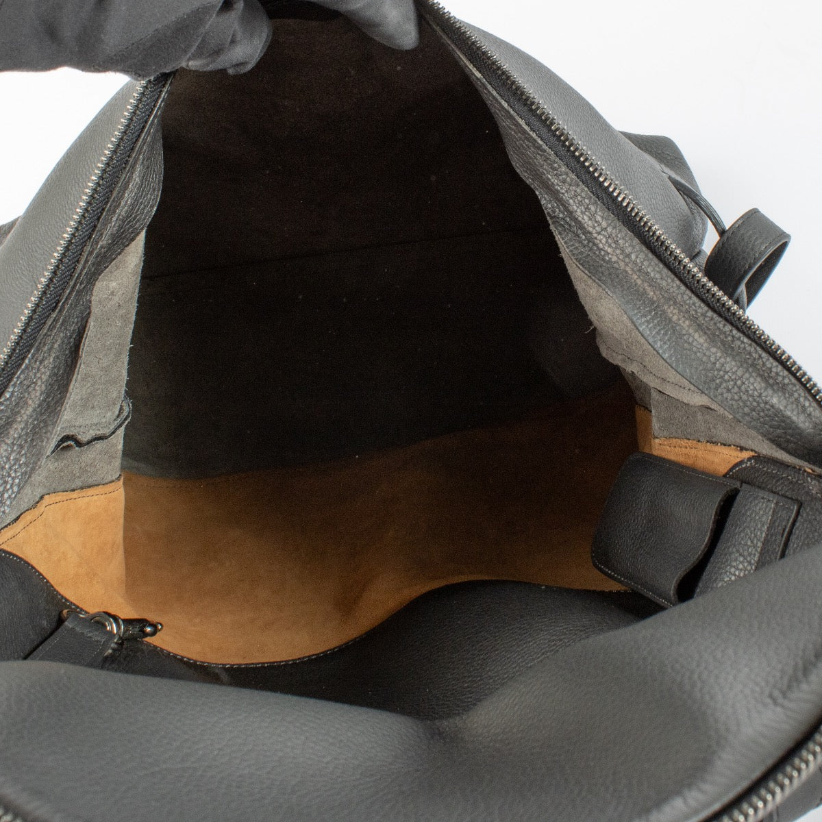 Authentic Second Hand Delvaux Grey Jumping Backpack on Labellov.com
