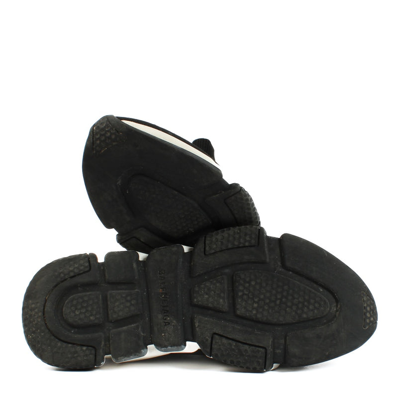 shop 100% authentic second hand Balenciaga Black Speed Trainers - Size 39 on Labellov.com