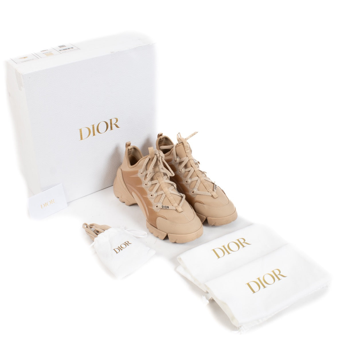 Shop safe online at Labellov in Antwerp, Brussels and Knokke these 100% authentic second hand Christian Dior Pink D'Connect Sneakers - size 38. Veiling online tweedehands authentieke Christian Dior Pink D'Connect Sneakers kopen bij Labellov.