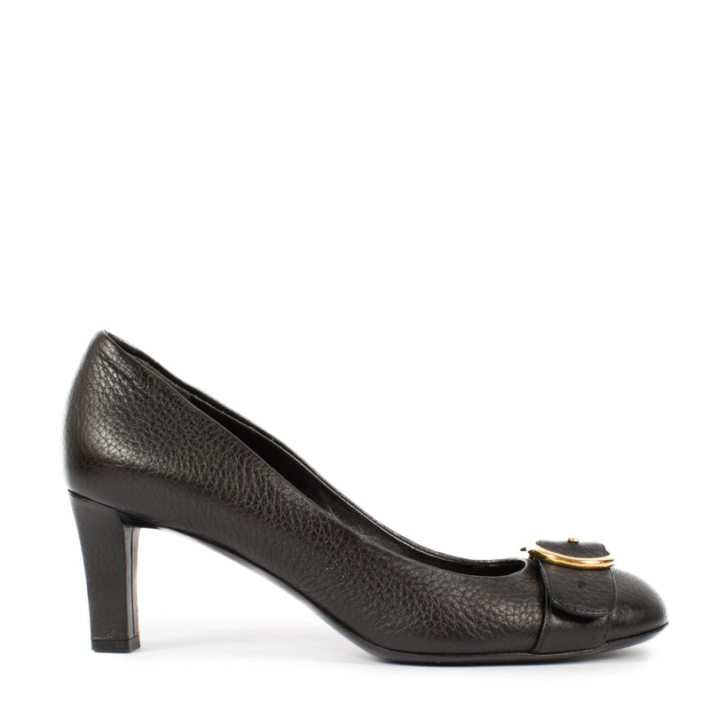 Shop 100% authentic secondhand Gucci Black Heels - Size 38 1/2 on Labellov.com
