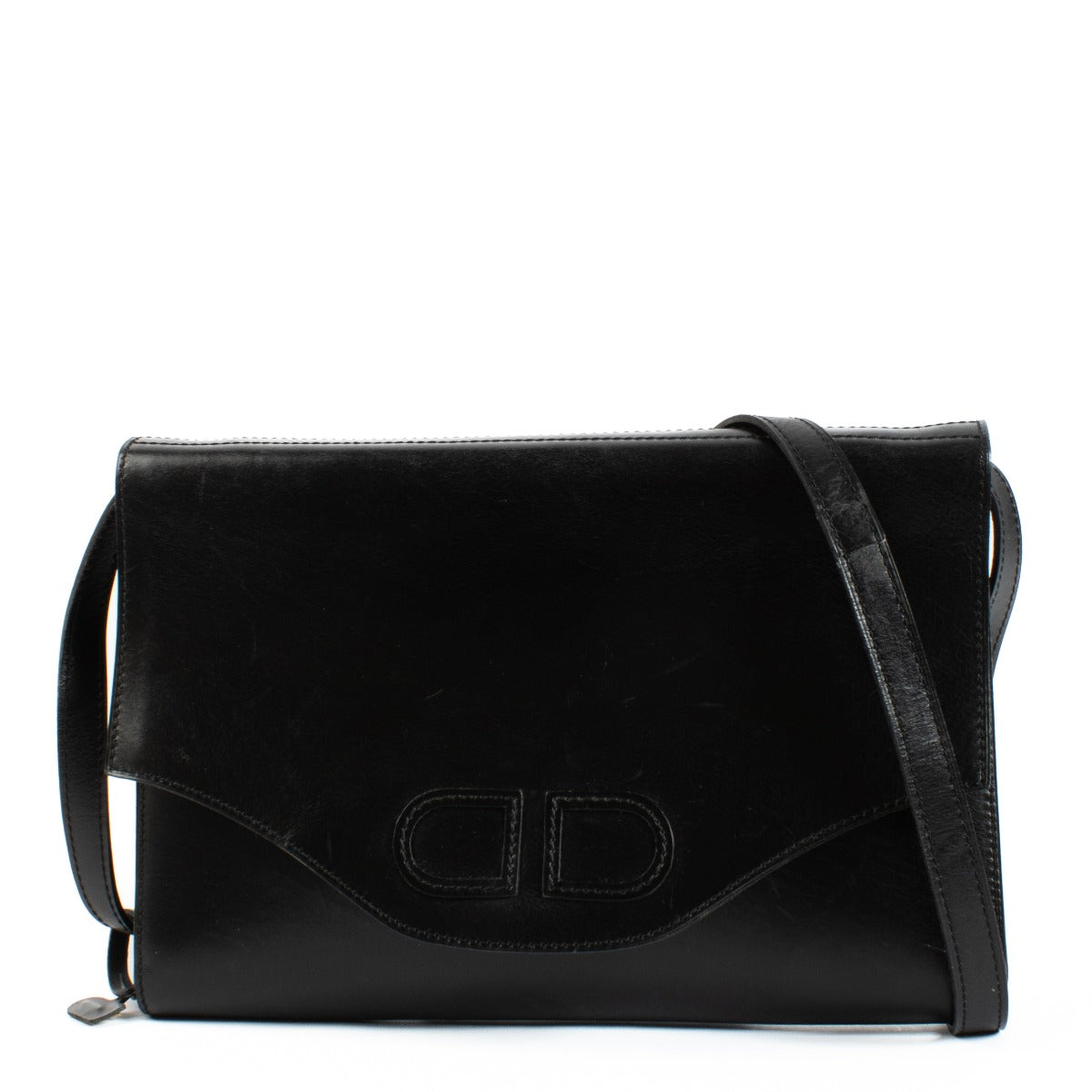 The Delvaux Vintage Black Crossbody Bag is a distinguished accessory, expertly crafted from high-quality black leather. Buy now on Labellov.com.