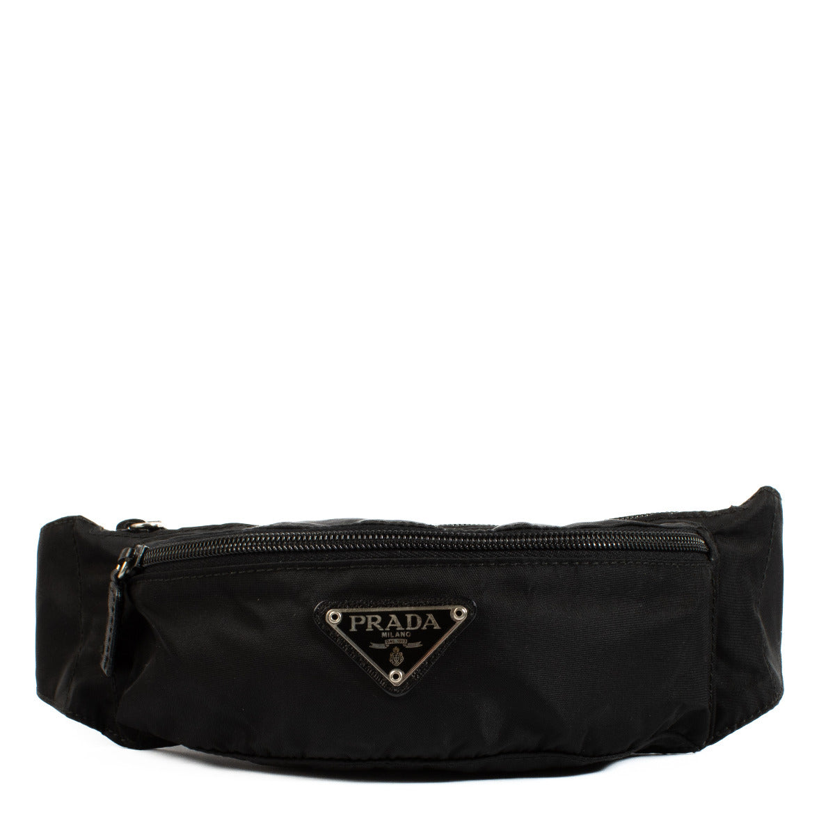 Prada Black Nylon Belt Bag aan de beste prijs bij Labellov tweedehands luxe in Antwerpen en Knokke. Koop en verkoop steeds aan de beste prijs.