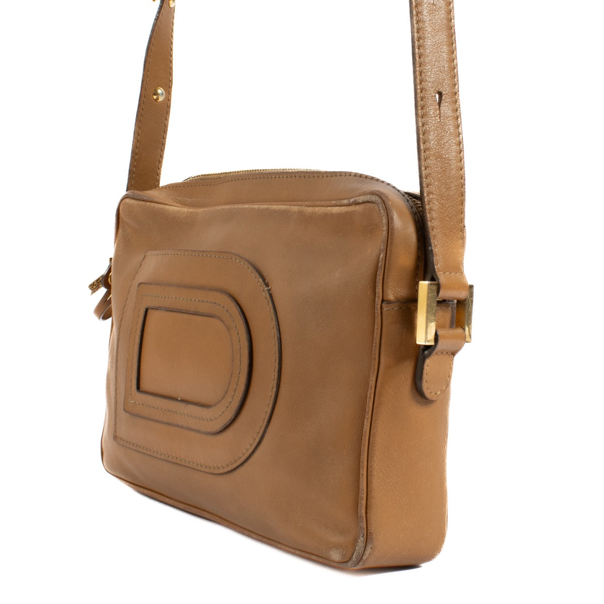 shop 100% authentic second hand Delvaux Camel Louise Camera Bag on Labellov.com