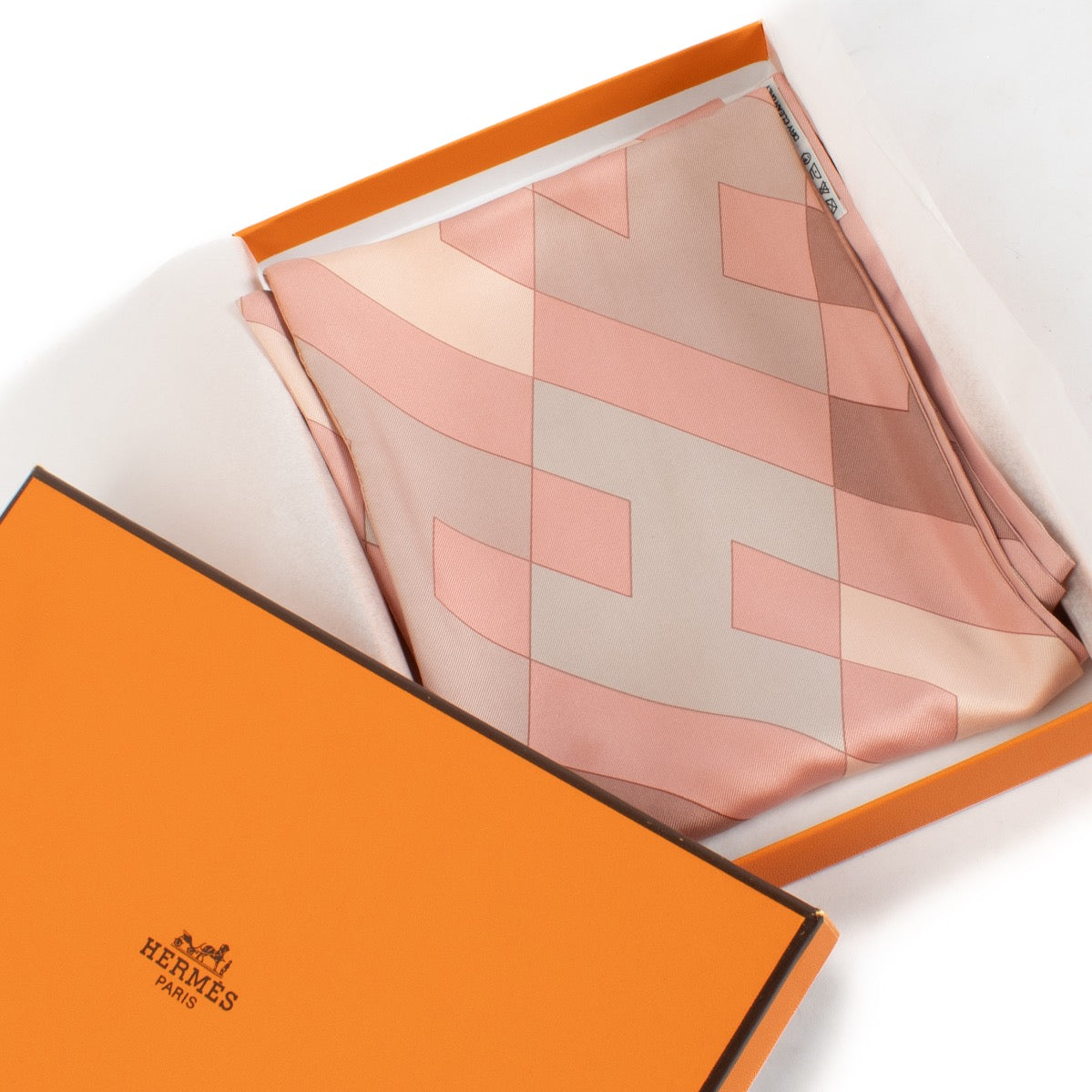 Shop 100% authentic second hand Hermès Pink Stole Scarf on Labellov.com