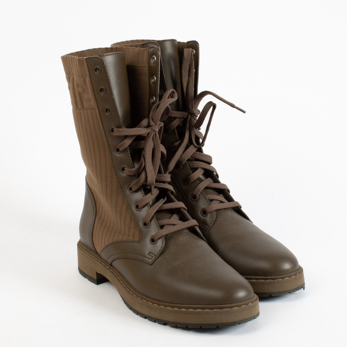 Shop safe online at Labellov in Antwerp, Brussels and Knokke this 100% authentic second hand Fendi Brown Leather Biker Boots - size 41