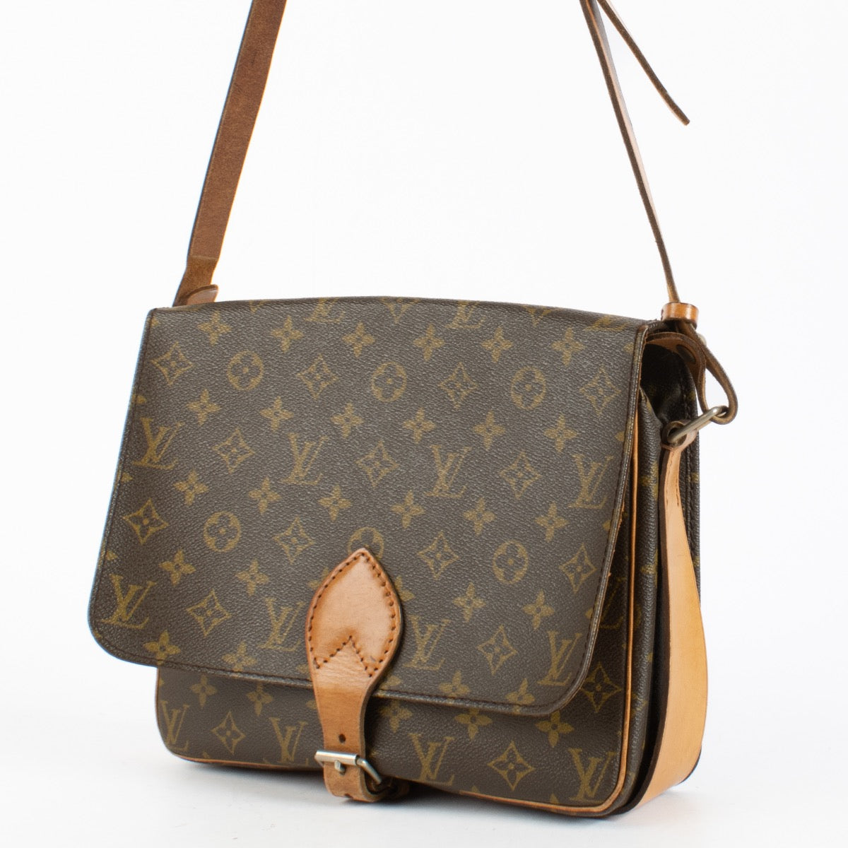 Authentic Preloved Louis Vuitton Vintage Monogram Crossbody on labellov.com
