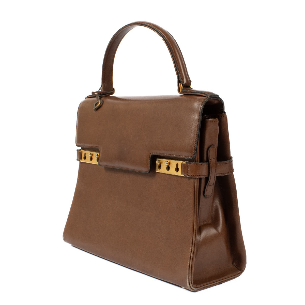 Shop safe online at Labellov in Antwerp, Brussels and Knokke this 100% authentic second hand Delvaux Brown Vintage MM Tempête. veilig online tweedehands authentieke Delvaux Brown Vintage MM Tempête handtas kopen bij Labellov.