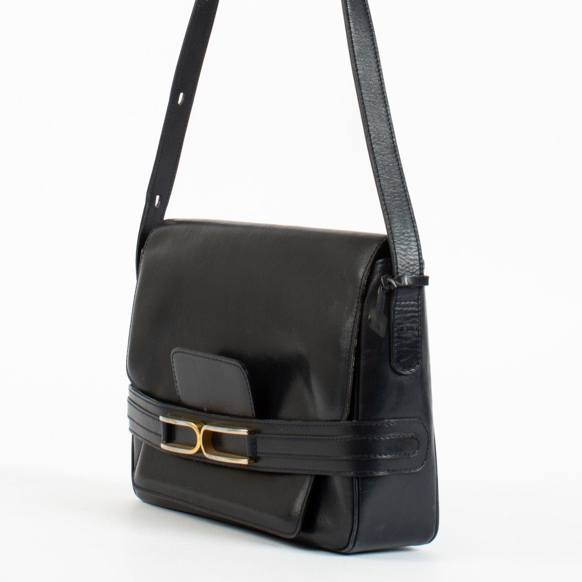 shop 100% authentic second hand Delvaux Blue Vintage Flap Bag on Labellov.com