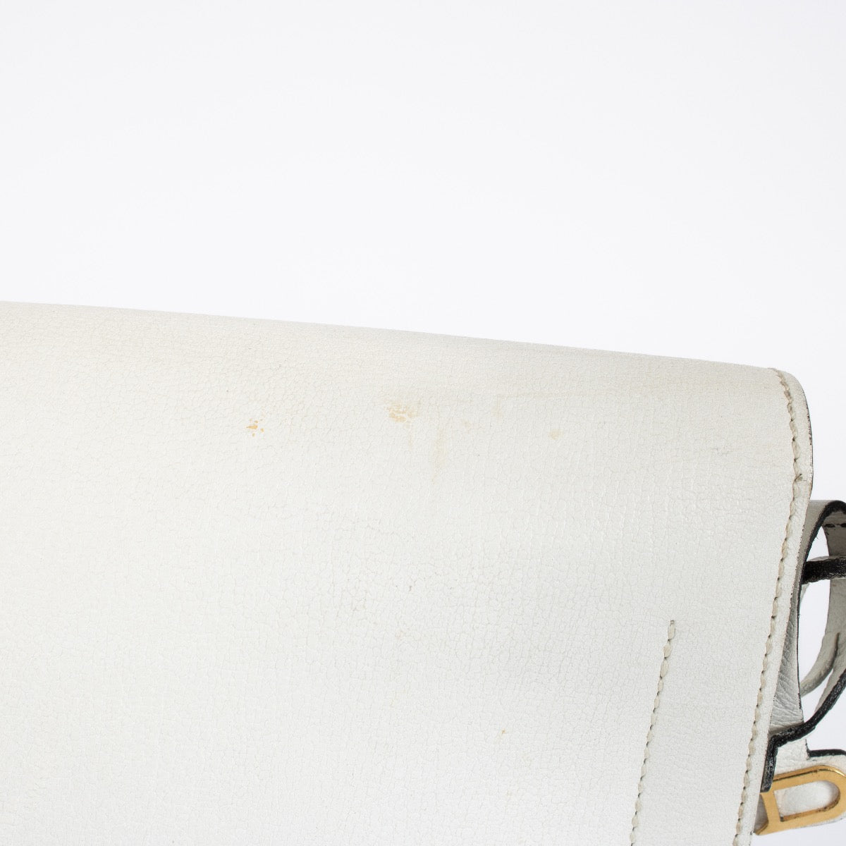 shop 100% authentic second hand Delvaux White Leather Crossbody Bag on Labellov.com