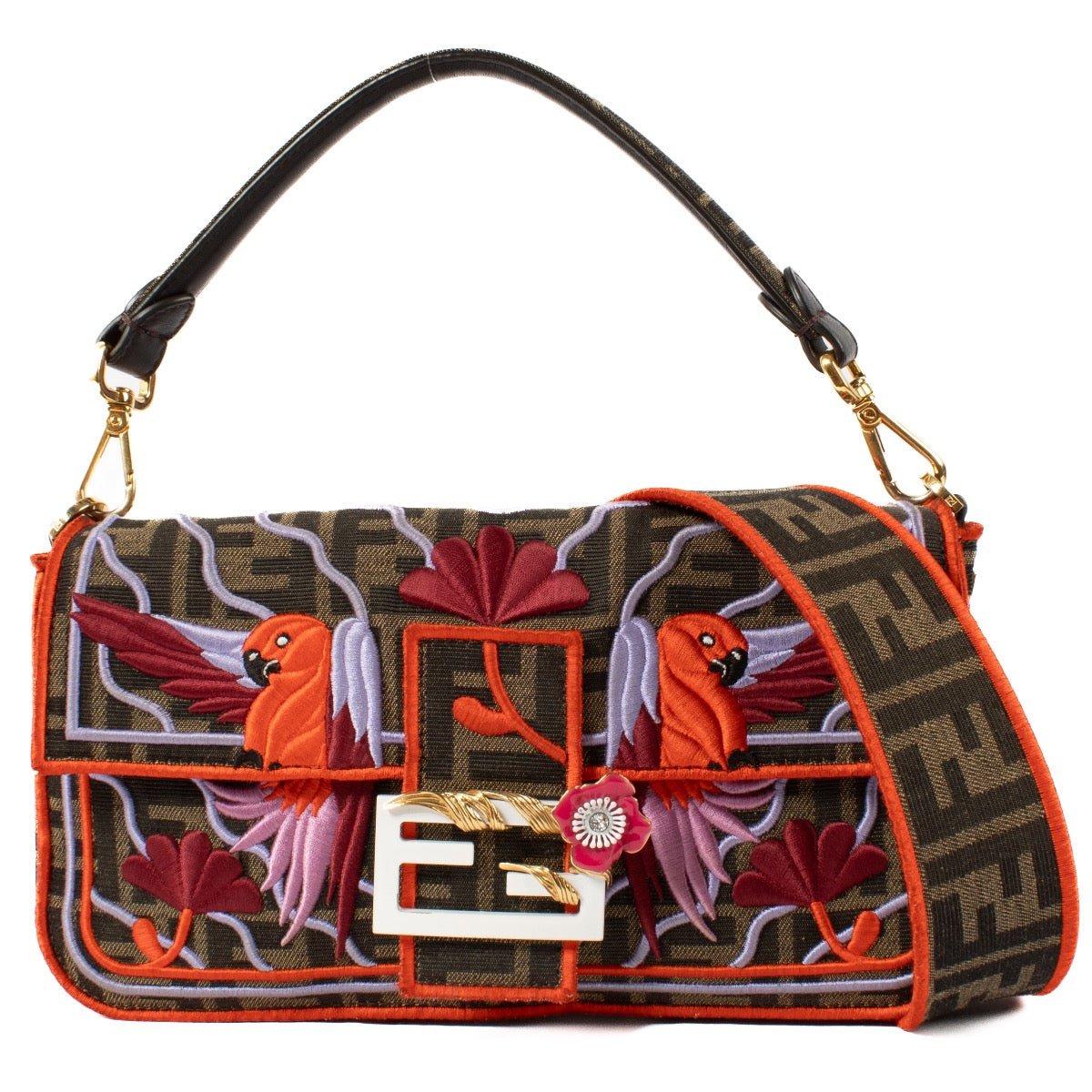 Shop safe online at Labellov in Antwerp, Brussels and Knokke this 100% authentic second hand Fendi FF Jacquard Fabric Spring 2019 Baguette. Veilig online tweedehands authentieke Fendi FF Jacquard Fabric Spring 2019 Baguette kopen bij Labellov.