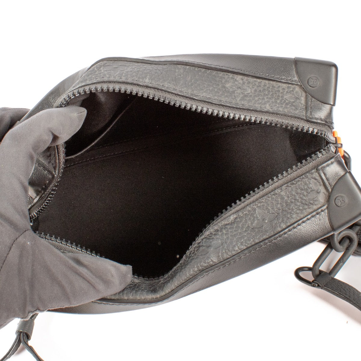 Louis Vuitton Virgil Abloh Zwart Monogram Empreinte Soft Trunk