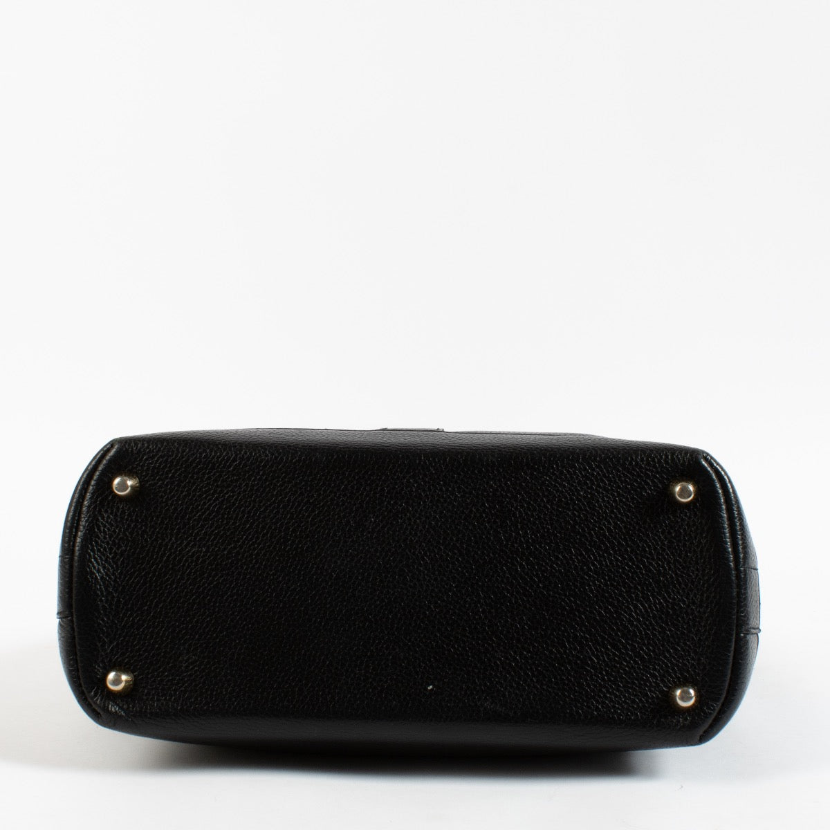 shop 100% authentic second hand Delvaux Black Shoulder Bag on Labellov.com
