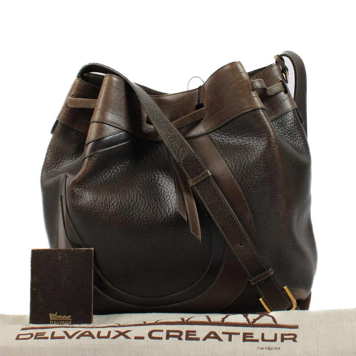 Delvaux Brown Leather Hobo Bag aan de beste prijs bij Labellov tweedehands luxe in Antwerpen en Knokke.
