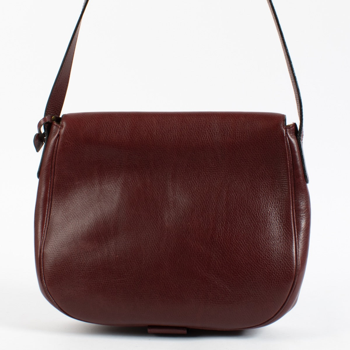 Shop 100% authentic second hand Delvaux Burgundy Shoulder Bag on Labellov.com