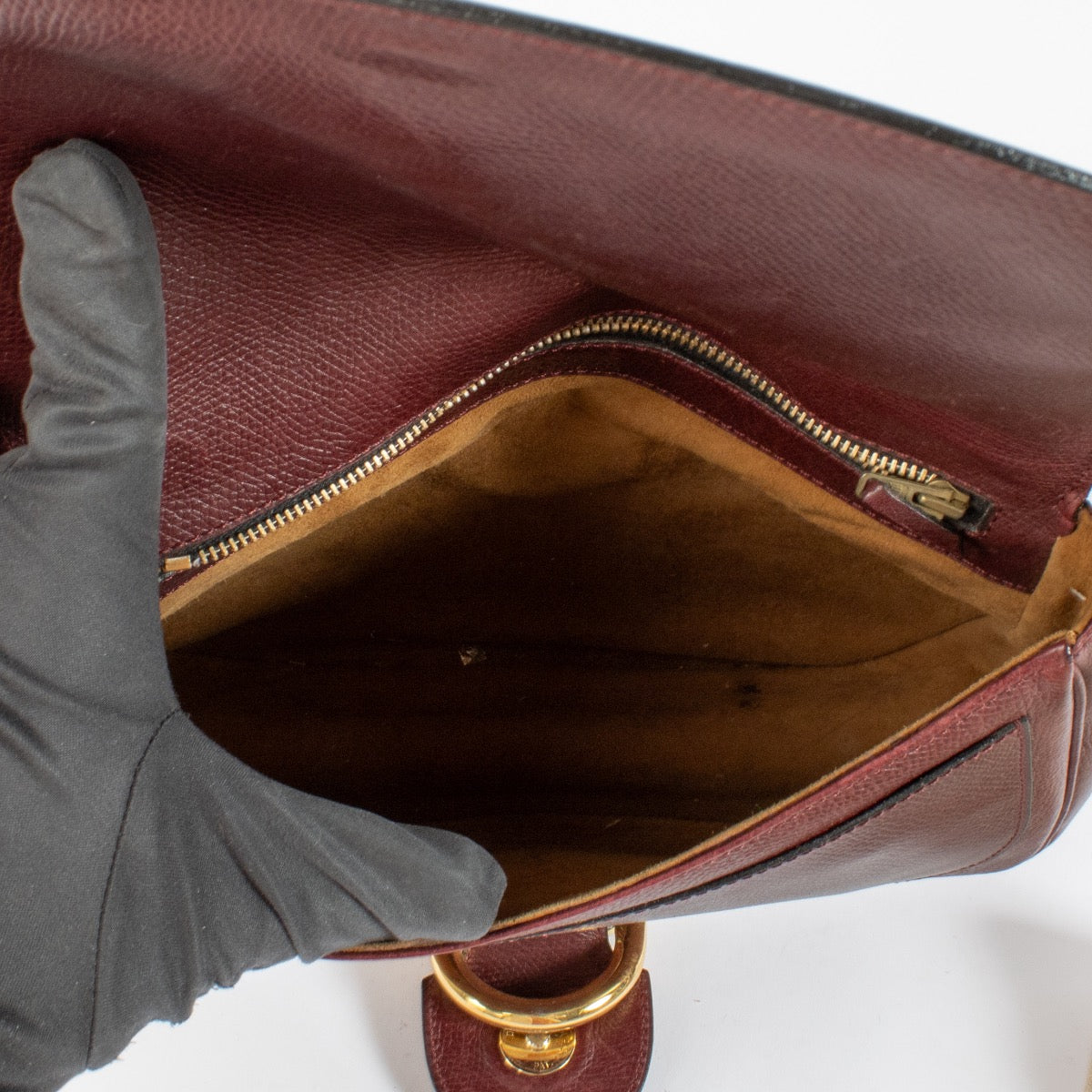 Shop 100% authentic second hand Delvaux Burgundy Shoulder Bag on Labellov.com