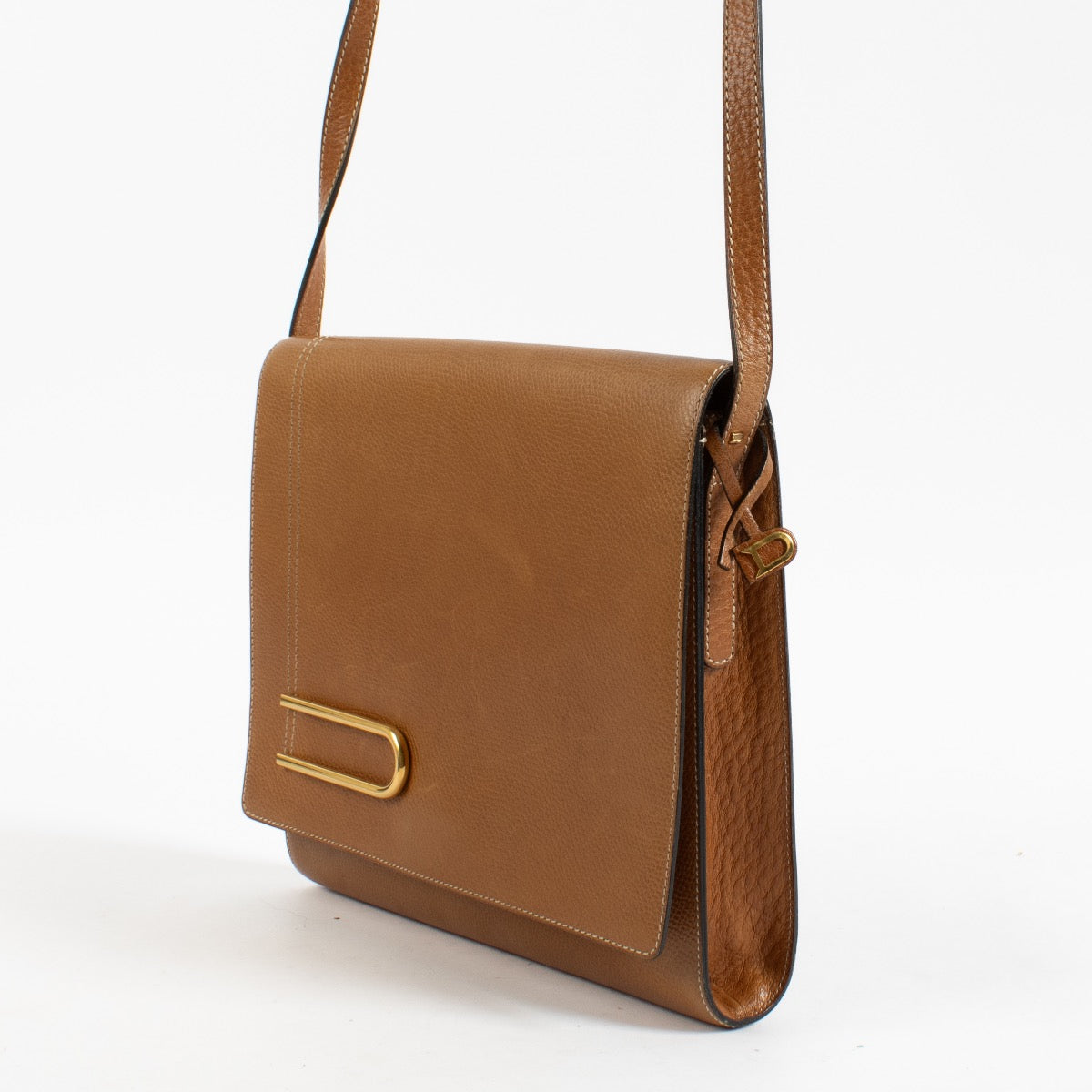 shop 100% authentic second hand Delvaux Vintage Camel Leather Diademe Crossbody Bag on Labellov.com