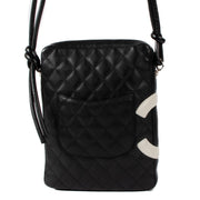 Shop safe online at Labellov in Antwerp, Brussels and Knokke this 100% authentic second hand Chanel Black Ligne Cambon Crossbody Bag. veilig online tweedehands authentieke Chanel Black Ligne Cambon Crossbody handtas kopen bij Labellov.
