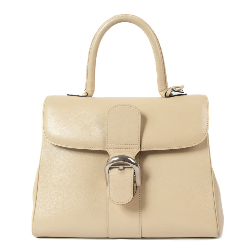 Delvaux Cream Beige Brillant MM Top Handle Bag aan de beste prijs bij Labellov tweedehands luxe in Antwerpen en Knokke. Koop en verkoop steeds aan de beste prijs bij Labellov.