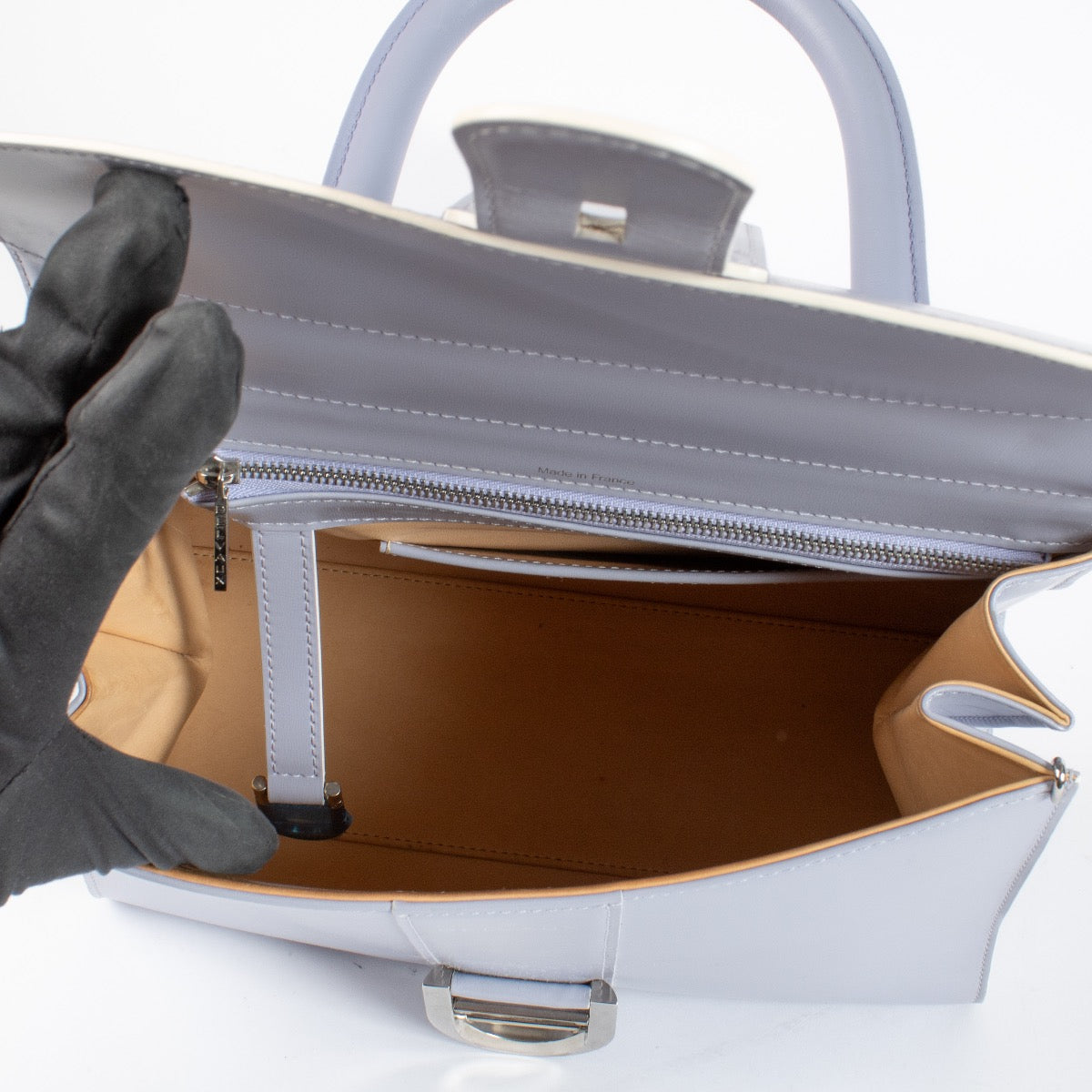 authentic preloved Delvaux Lilac Box Calf Brillant MM on Labellov.com