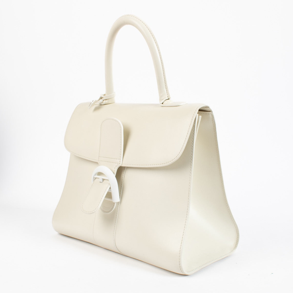 shop 100% authentic second hand Delvaux Ivory Box Calf Brillant MM on Labellov.com